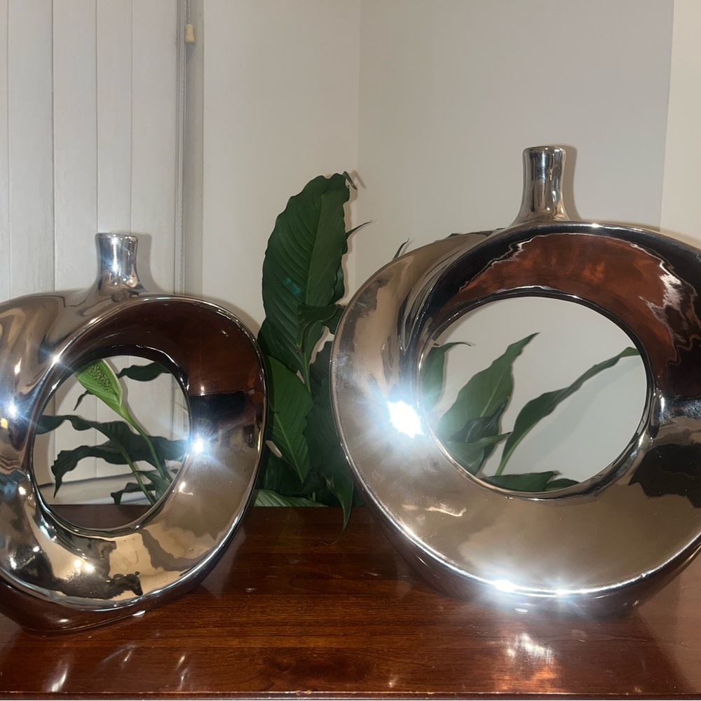 Silver Abstract Ceramic Vases Set - Picture 3 of 5